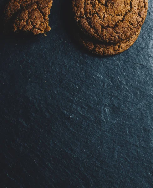 Galletas de avena en la mesa — Foto de Stock