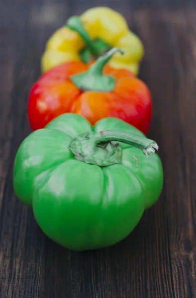 Pimentos na mesa — Fotografia de Stock