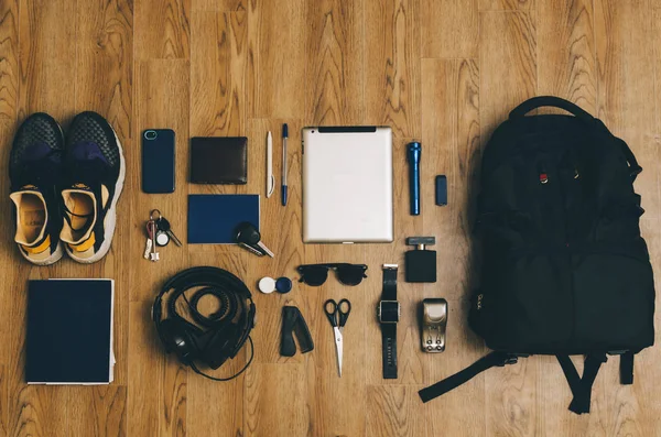 Conjunto de atuendo masculino con accesorios —  Fotos de Stock