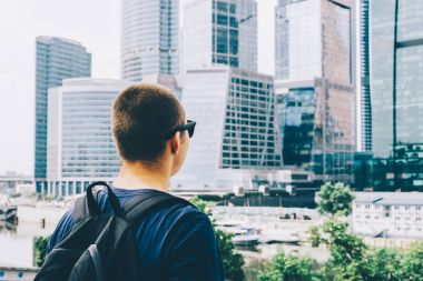 Moskova'da turizm genç adam