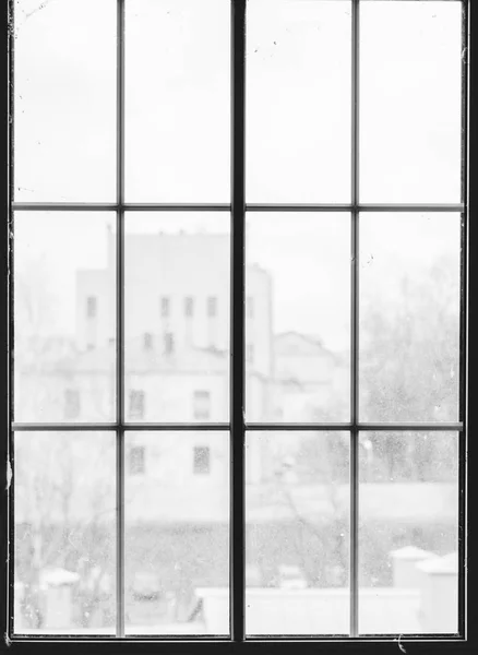 Velha janela suja — Fotografia de Stock