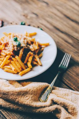 domates soslu makarna