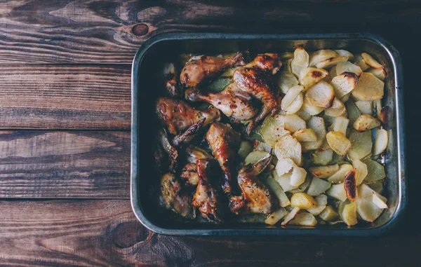 Baked potato and chiken — Stock Photo, Image