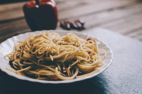 Makarna pişirme plaka