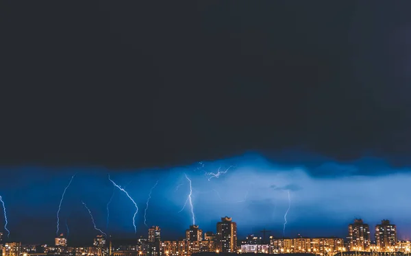 Tormenta cielo nocturno —  Fotos de Stock