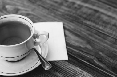 Porselen fincan çay