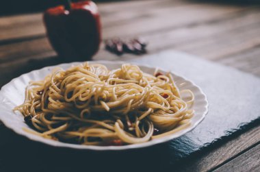 Makarna pişirme plaka