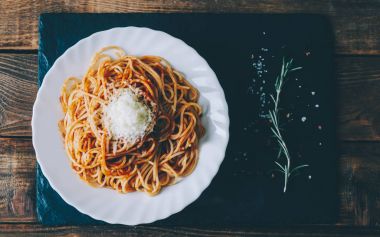 domates soslu makarna