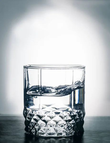 Glas vatten — Stockfoto