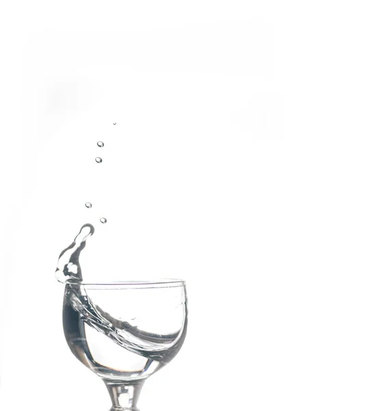 Glas mit Wasser — Stockfoto