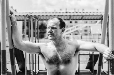 Adam çubuklarındaki