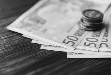 tablo üzerinde Euro