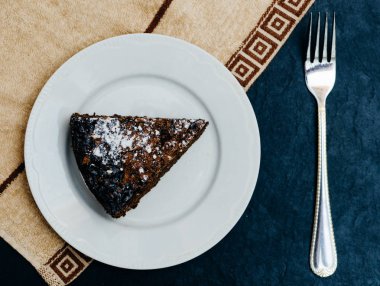 pasta plaka üzerinde