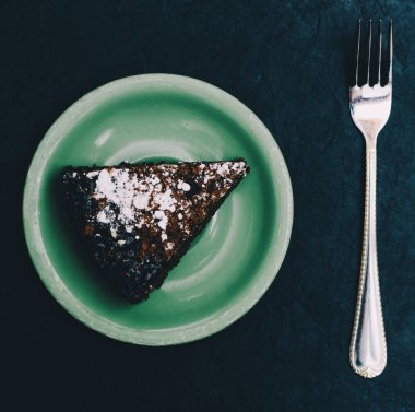 pasta plaka üzerinde