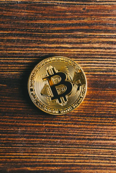 Bitcoin en la mesa —  Fotos de Stock