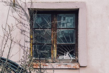 brittles sésamoeski bozuk pencere