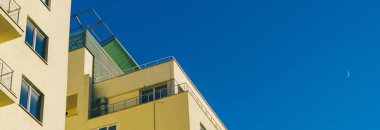 Mimari ve gökyüzü