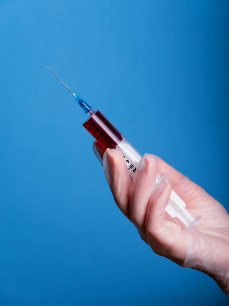 Syringe Hand Isolated Blue Woman Nurse Scientist Hand Hold Plastic — Stock Photo, Image