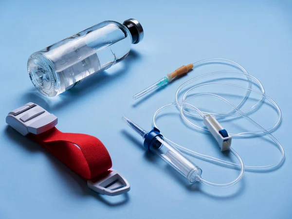 Glass Medicine Bottle Syringe Injection Dropper System Blue Background Isolation — Stock Photo, Image