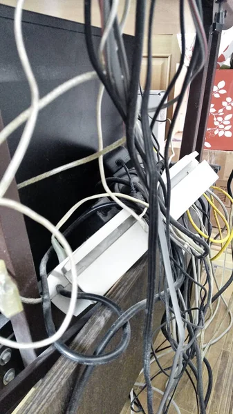 Καλώδια Ηλεκτρική Mess Επικοινωνία Καλωδίωση Βέλτιστα Μπέρδεμα Πάνω — Φωτογραφία Αρχείου