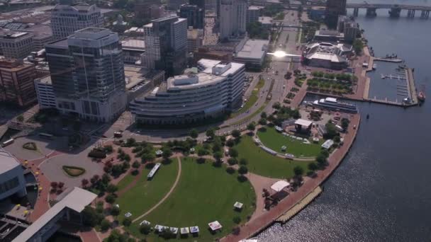 Şehir Merkezindeki Norfolk Güneşli Bir Hava Video — Stok video