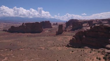 Güzel güneşli bir hava video Utah Arches National Park