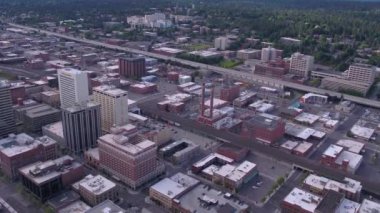 Şehir merkezindeki Spokane güneşli bir hava video