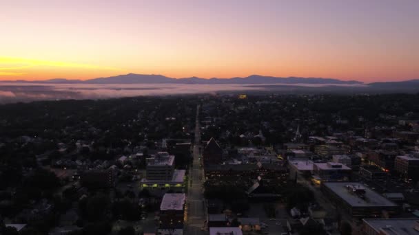 Luftbild Der Innenstadt Von Burlington Morgen Während Eines Wunderschönen Sonnenaufgangs — Stockvideo