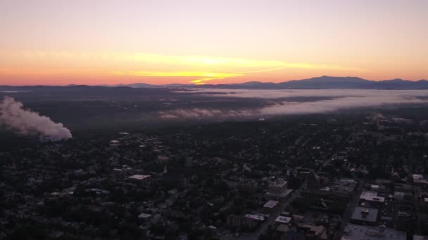 Şehir Merkezindeki Burlington Gecenin Güzel Gün Doğumu Sırasında Hava Video — Stok video