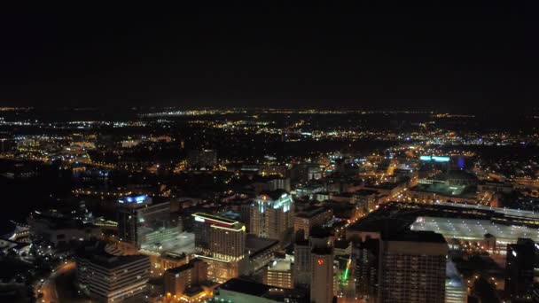 Aerial Video Downtown Norfolk Natten — Stockvideo