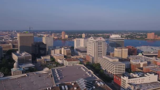 Lotnicze Wideo Downtown Norfolk Słoneczny Dzień — Wideo stockowe