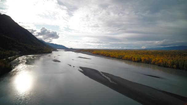 Повітряні Відео Красивих Пагорбів Гір Восени Поблизу Річки Knik Алясці — стокове відео