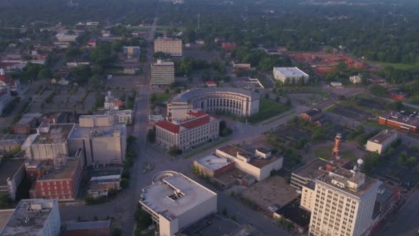 Luchtfoto Video Van Downtown Montgomery Bij Zonsopgang — Stockvideo