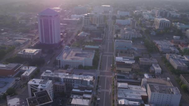 Luchtfoto Video Van Downtown Montgomery Bij Zonsopgang — Stockvideo