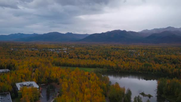 Letecké Video Anchorage Zataženo Spadá Den — Stock video