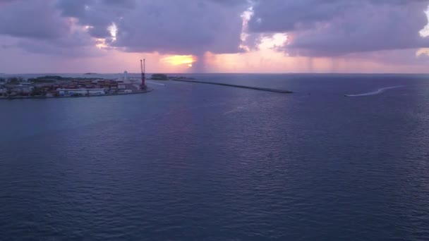 Luftbild Der Insel Nassau Auf Den Bahamas Bei Sonnenuntergang — Stockvideo