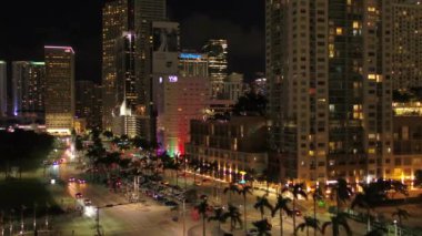 Downtown Miami gece hava video.