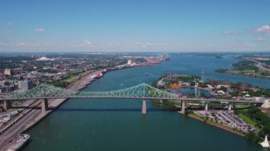 Montreal Kanada hava güneşli bir günde şehir merkezinde