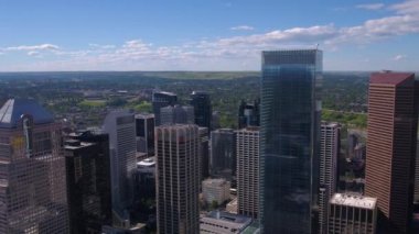 Şehir Calgary güneşli bir hava Video.