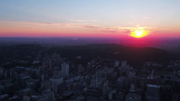 Video Aéreo Del Centro Montreal Atardecer Una Hermosa Noche — Vídeos de Stock