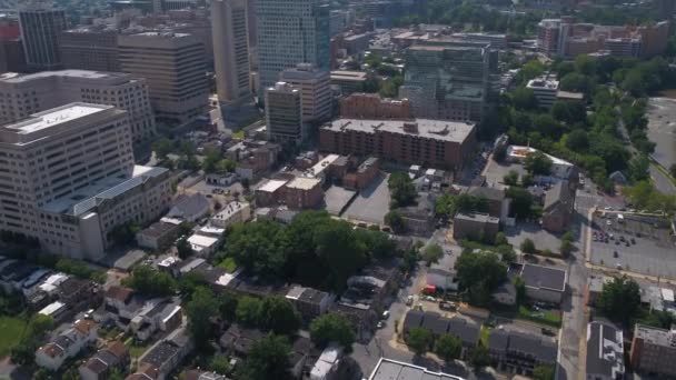 Luchtfoto Video Van Downtown Wilmington Een Zonnige Dag — Stockvideo