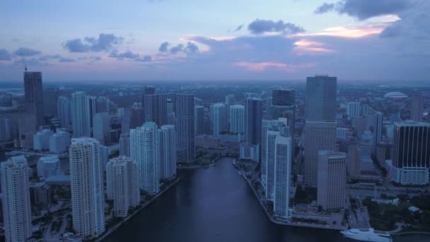 迈阿密市中心的空中视频日落 — 图库视频影像