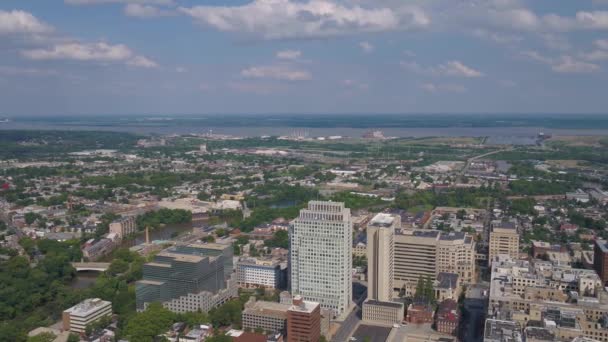 Letecké Video Downtown Wilmington Slunečného Dne — Stock video
