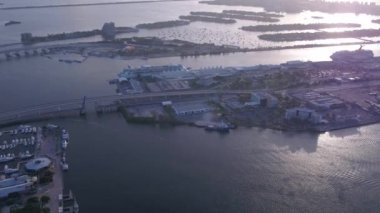 Downtown Miami güneşli bir hava video