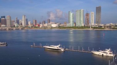 Downtown Miami güneşli bir hava video