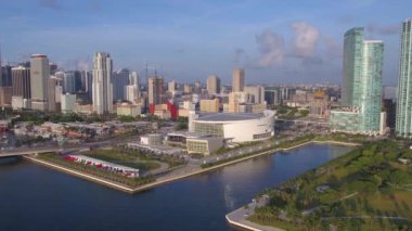 Downtown Miami güneşli bir hava video