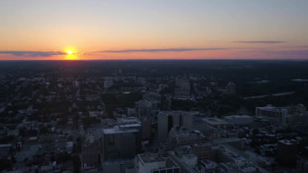 空中デラウェア州ウィルミントン日没日 — ストック動画
