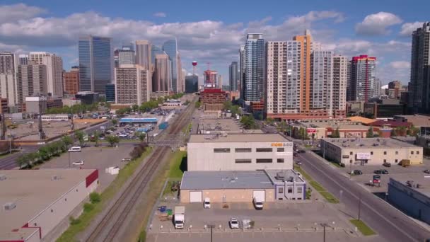 Vídeo Aéreo Centro Calgary Dia Ensolarado — Vídeo de Stock