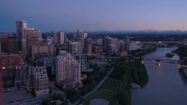 Luftbild Der Innenstadt Von Calgary Bei Sonnenuntergang Und Sonnenuntergang — Stockvideo