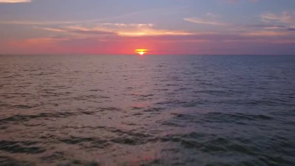 Εναέρια Βίντεο Της Τάμπα Και Pete Παραλία Στο Ηλιοβασίλεμα — Αρχείο Βίντεο